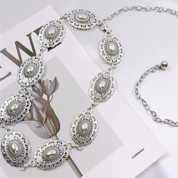 Western Jewelry Set Camila Cowgirl Accessories: Concho Belt, Necklace, Bracelet main image 6